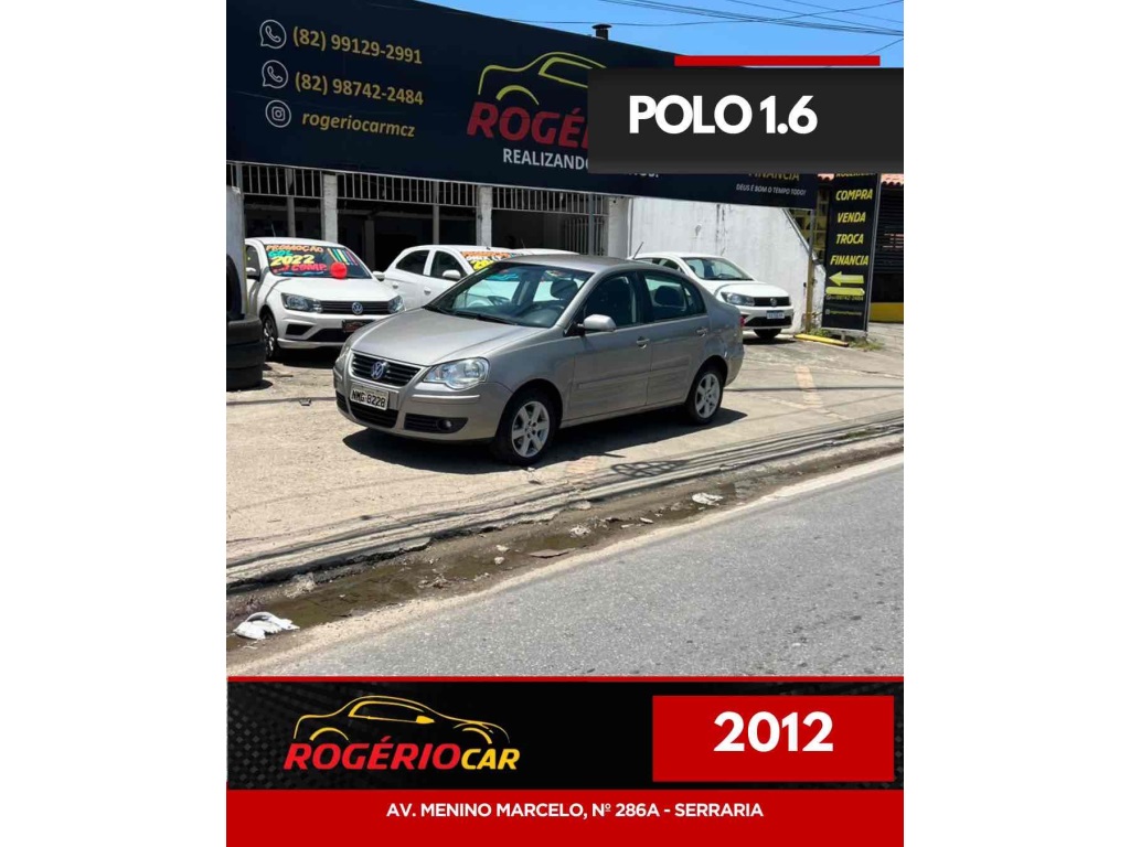 VOLKSWAGEN POLO SEDAN