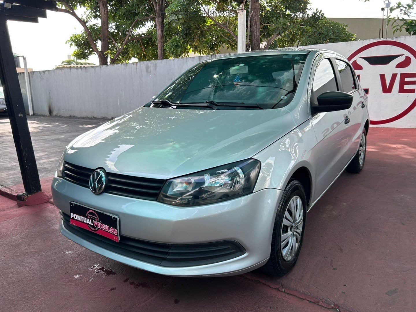 VOLKSWAGEN GOL