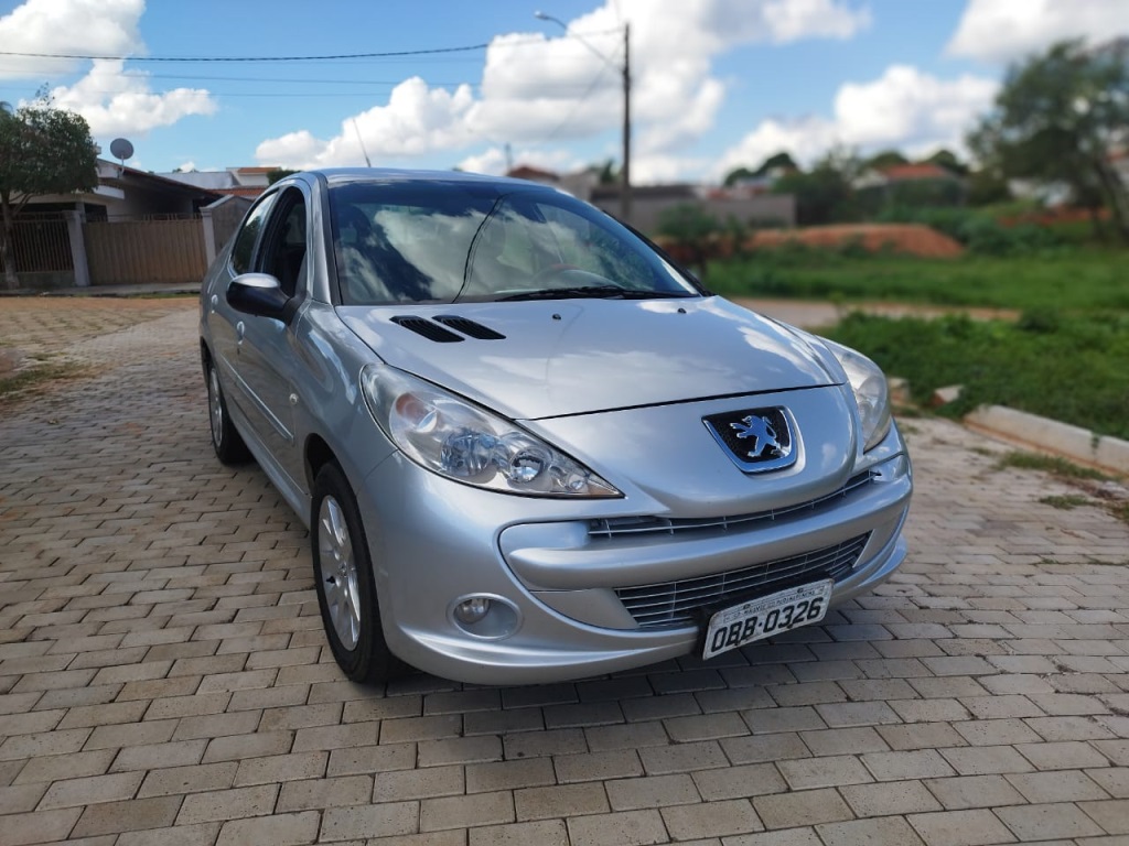 PEUGEOT 207