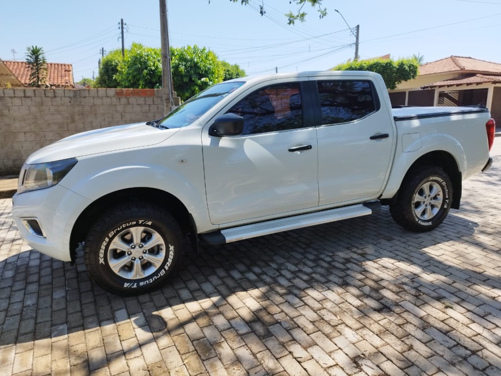 NISSAN FRONTIER