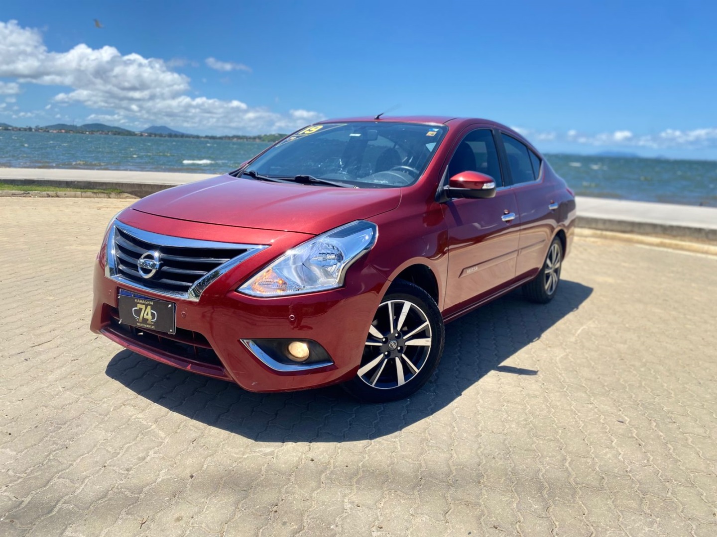 NISSAN VERSA