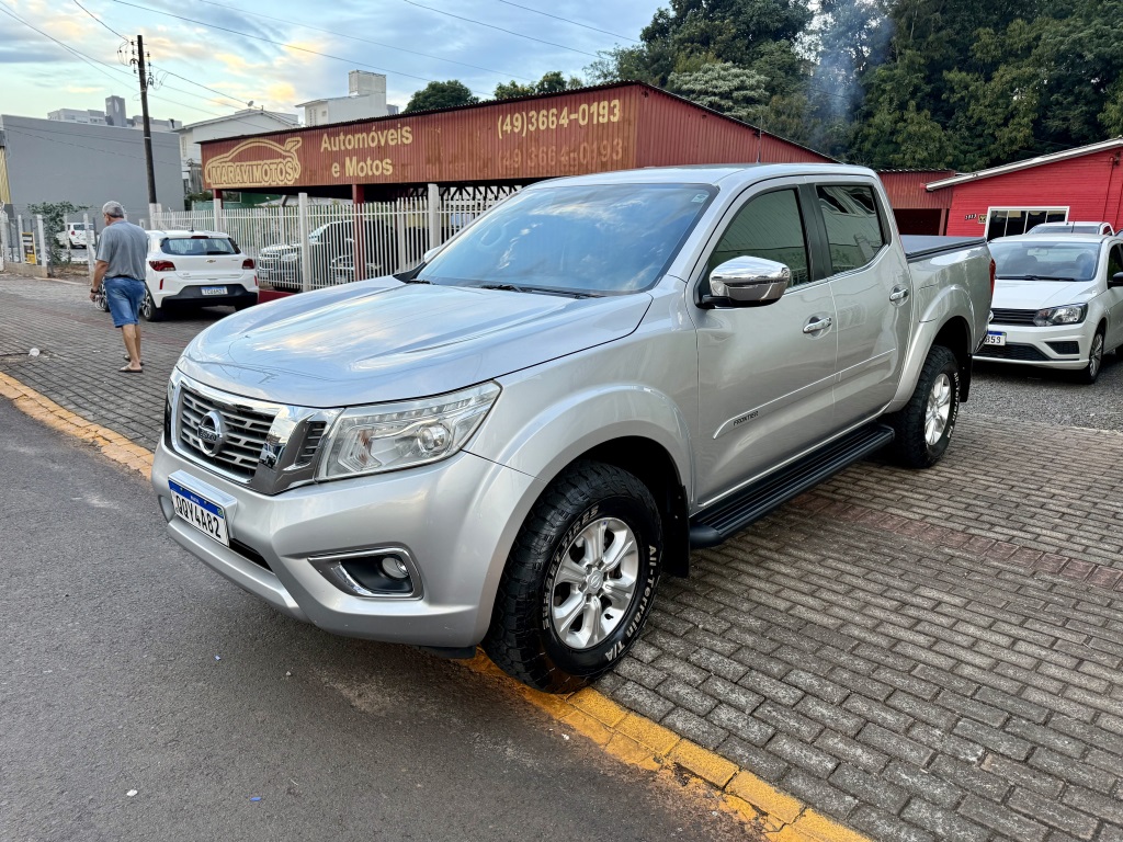 NISSAN FRONTIER