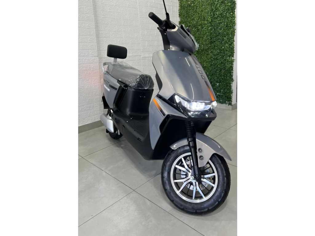 GREEN MOTORS SCOOTER ELÉTRICA DOT- 1000W