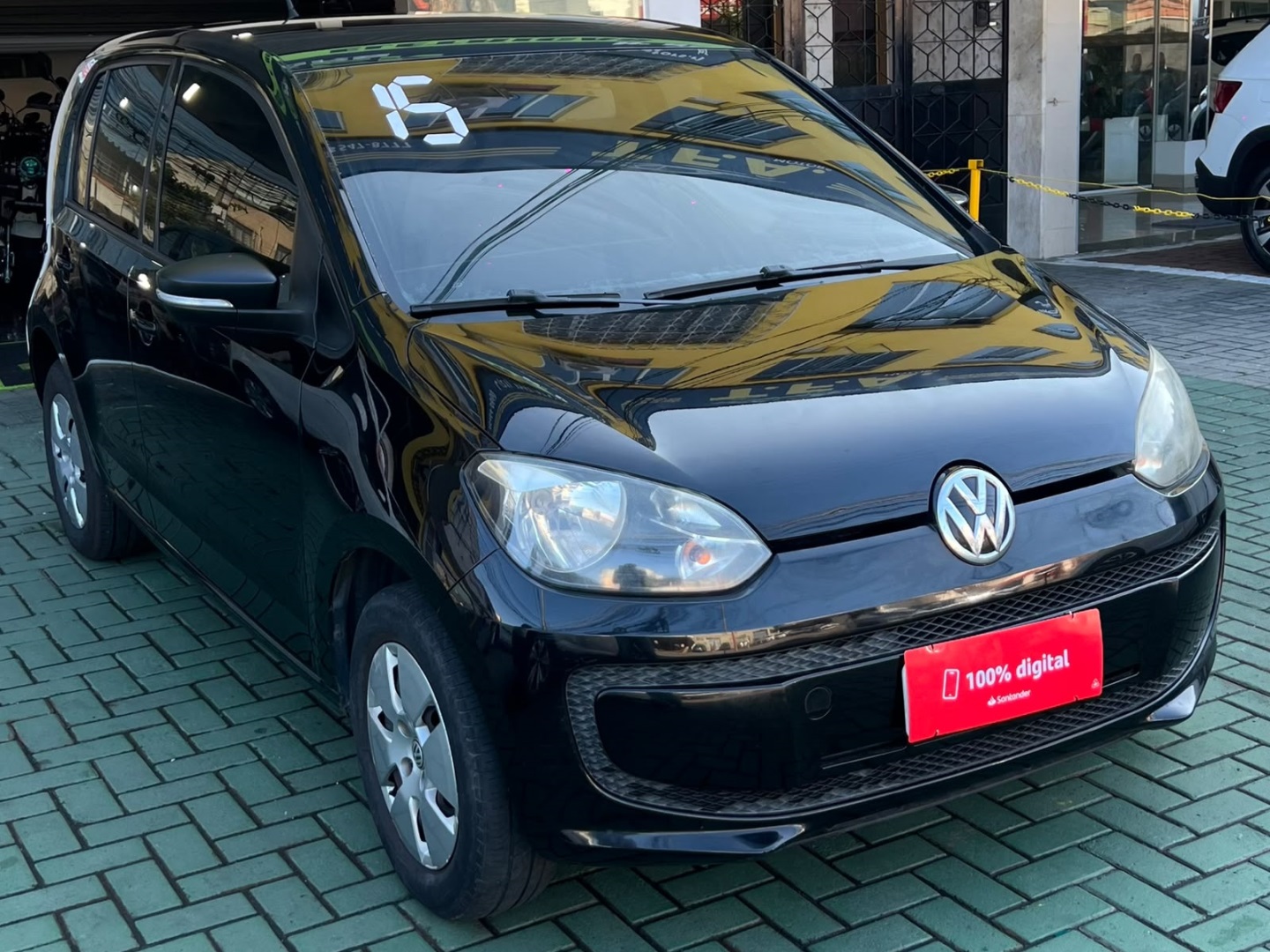 VOLKSWAGEN UP