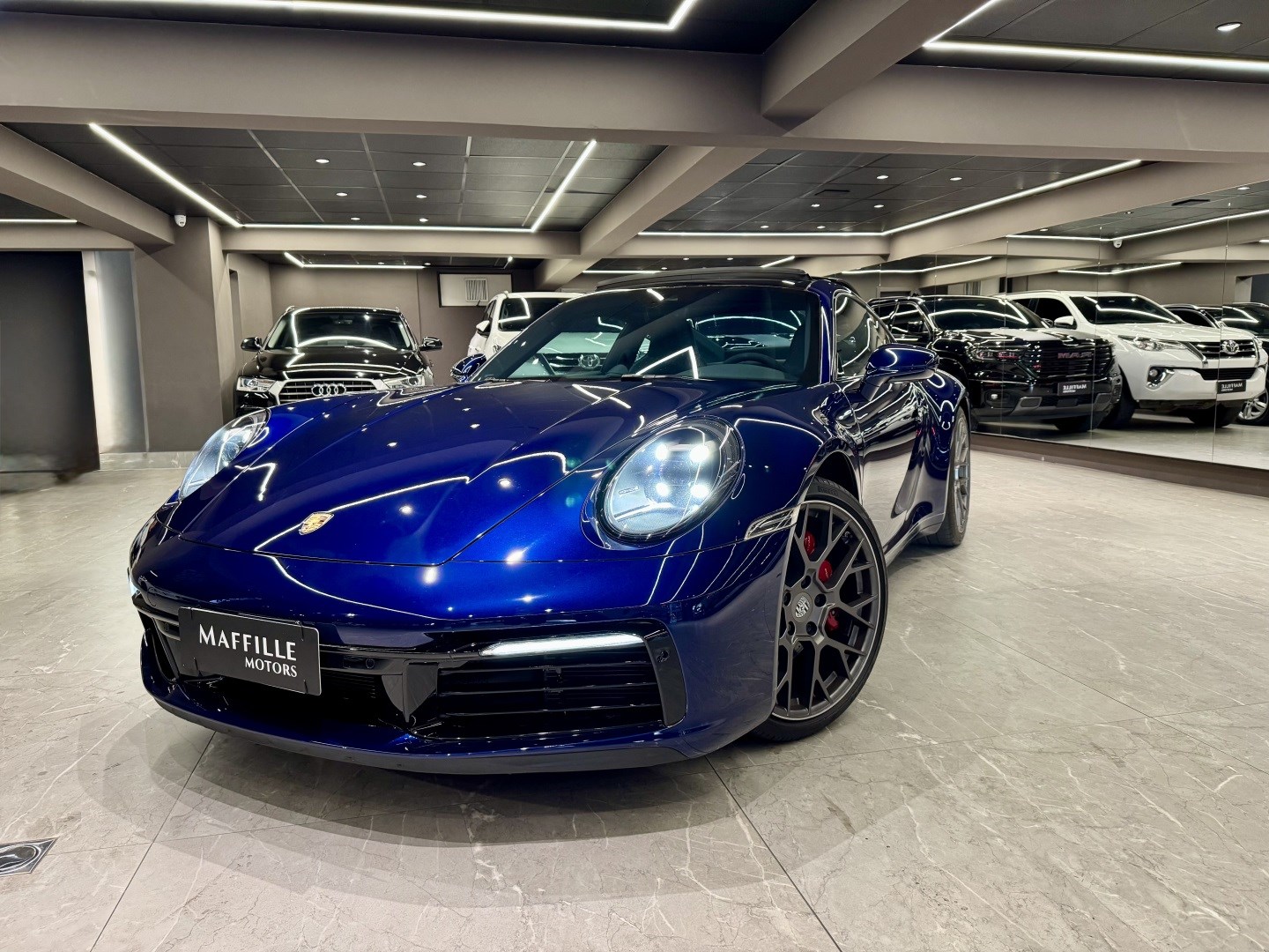 PORSCHE 911