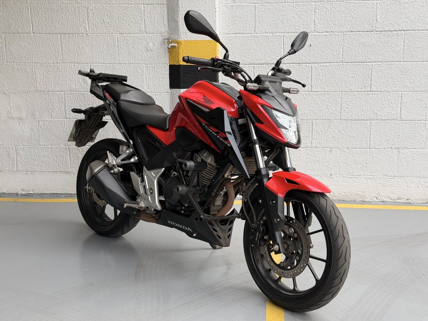 HONDA CB 300F TWISTER CBS