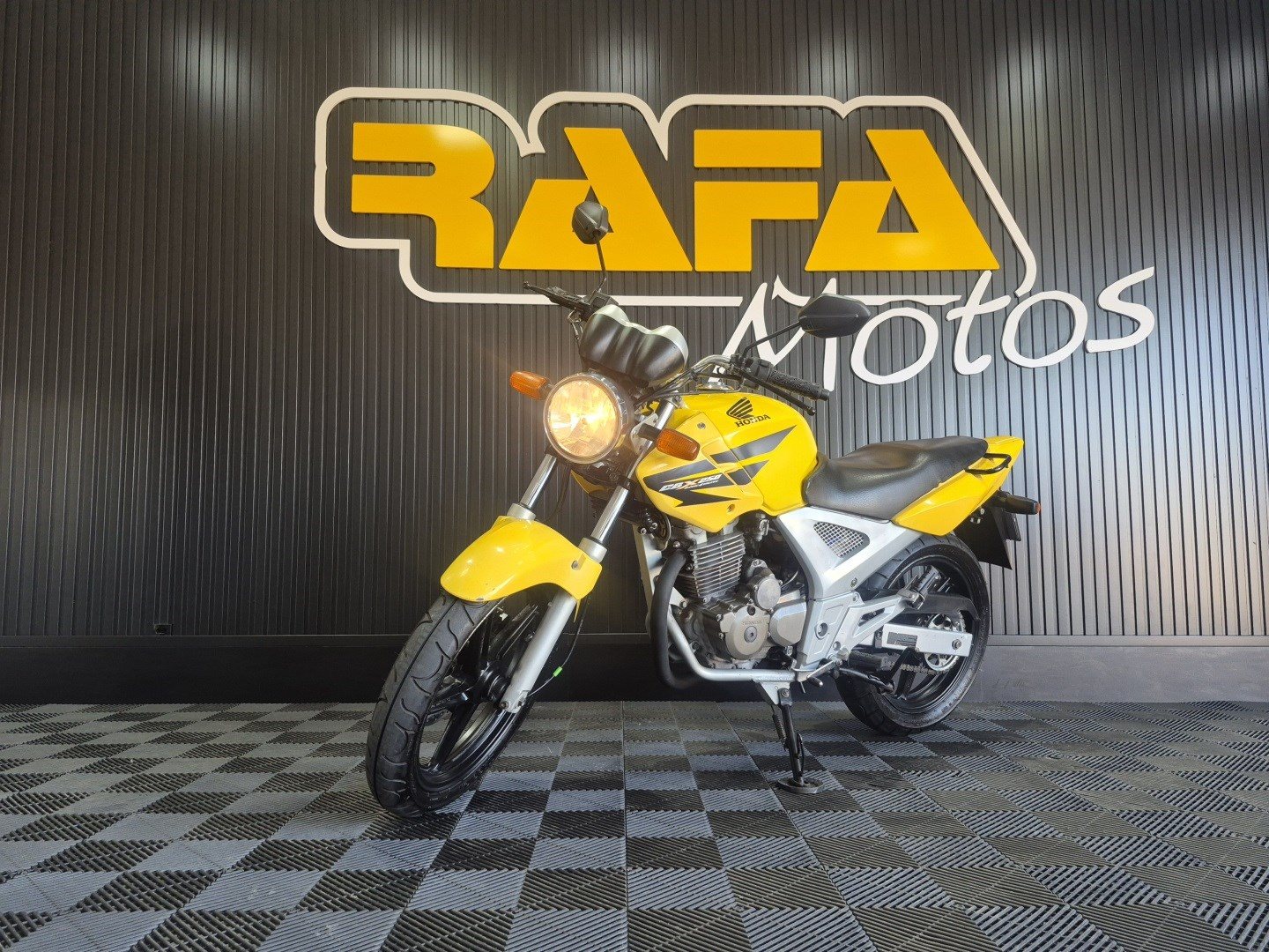 HONDA CBX 250 TWISTER