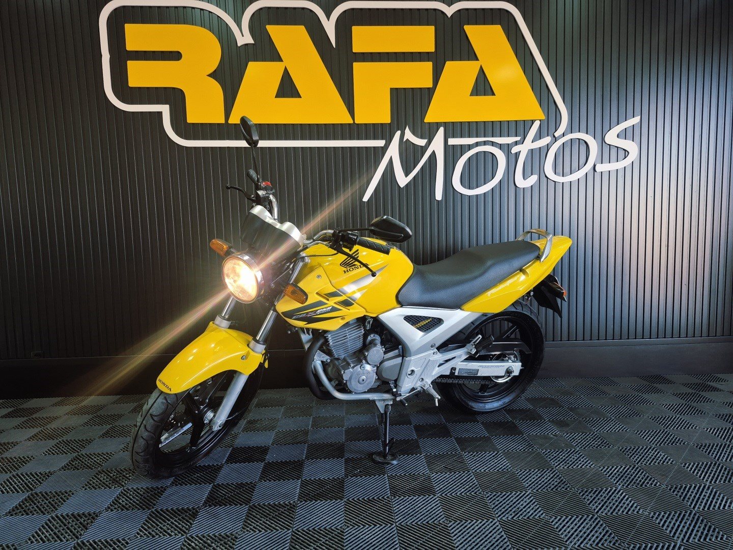 HONDA CBX 250 TWISTER