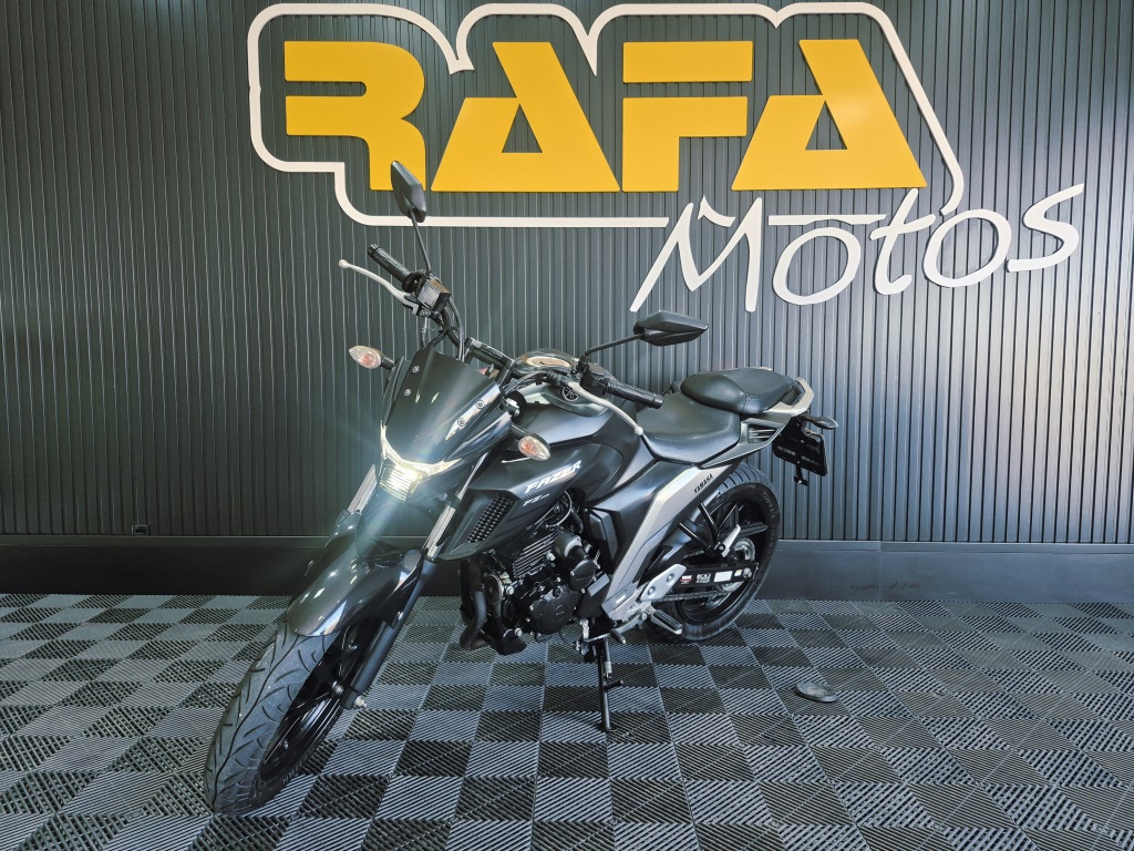 YAMAHA FZ25 FAZER ABS