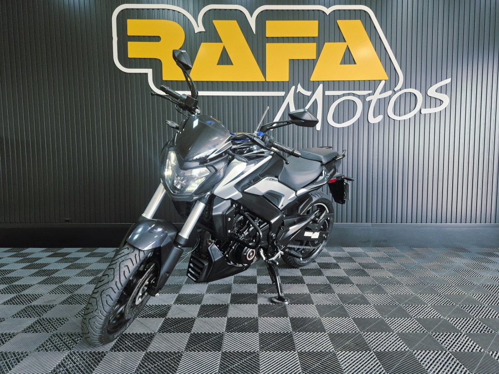BAJAJ DOMINAR 250