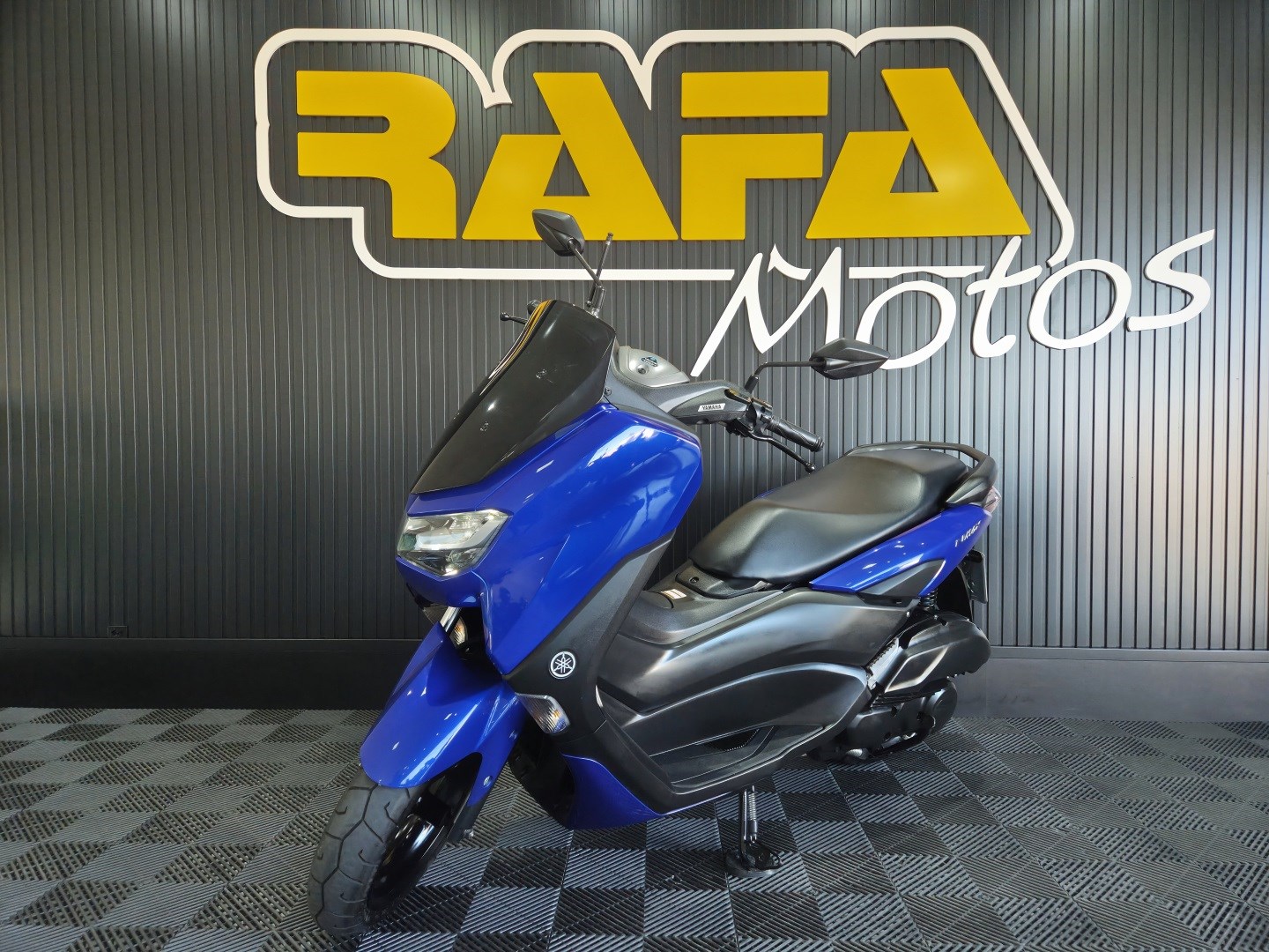 YAMAHA NMAX 160 ABS