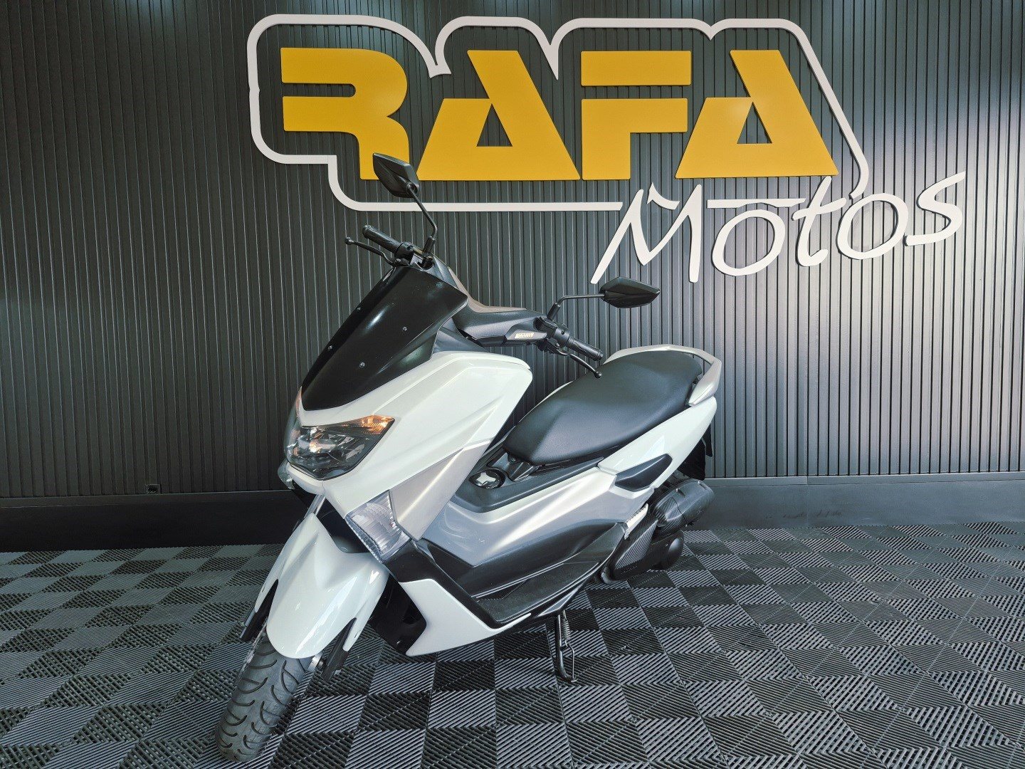 YAMAHA NMAX 160