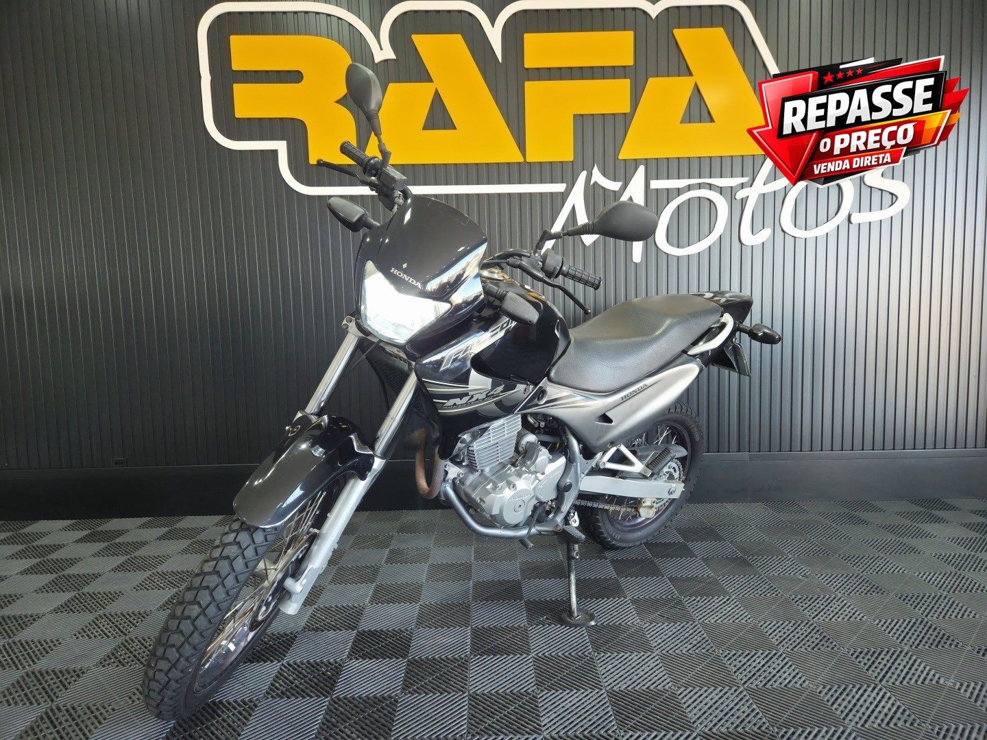 HONDA NX-4 FALCON 400