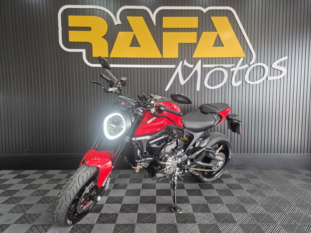 DUCATI MONSTER 937