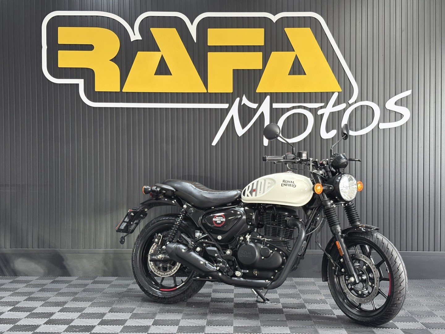 ROYAL ENFIELD HUNTER 350