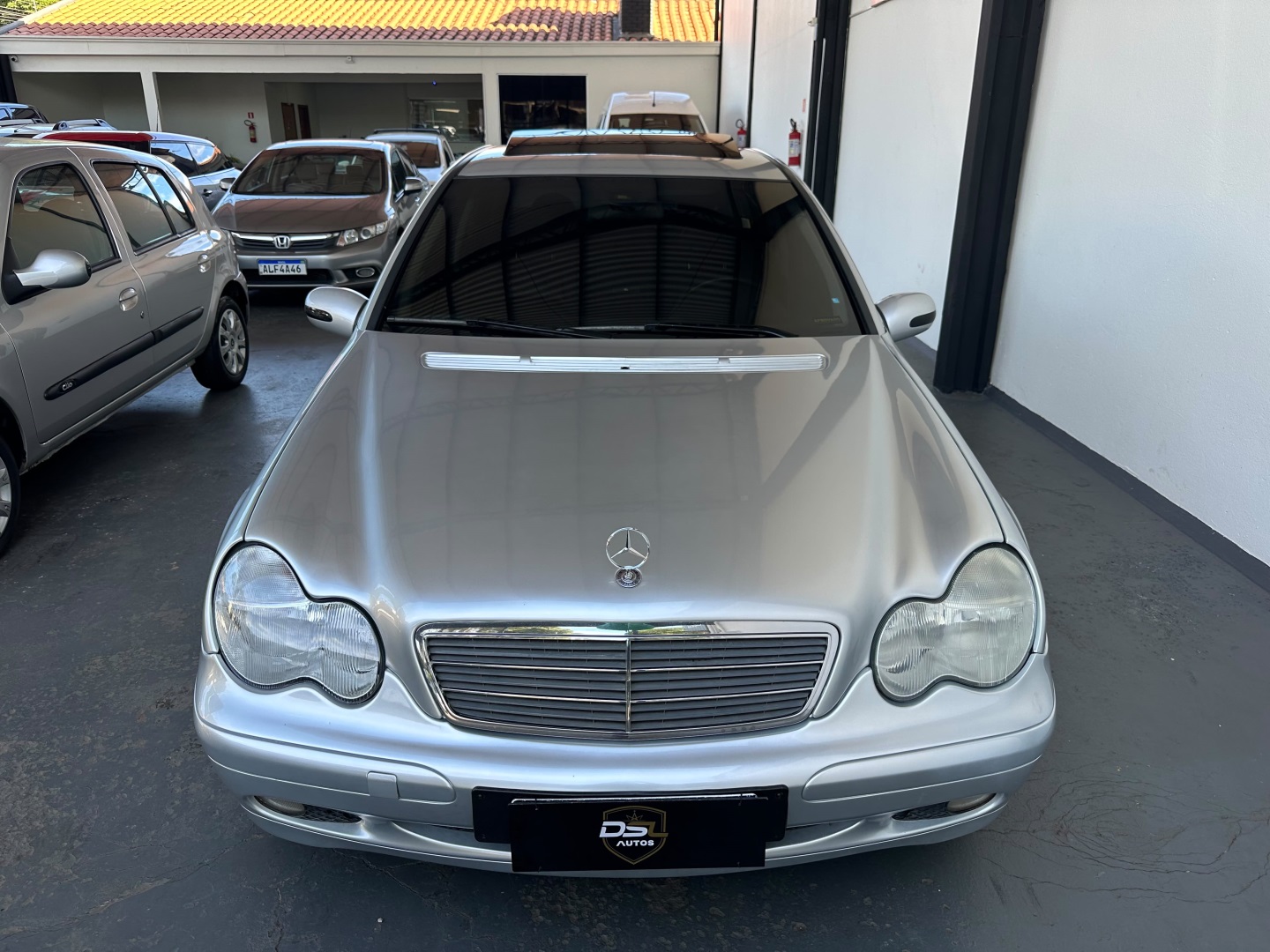 MERCEDES-BENZ C 180