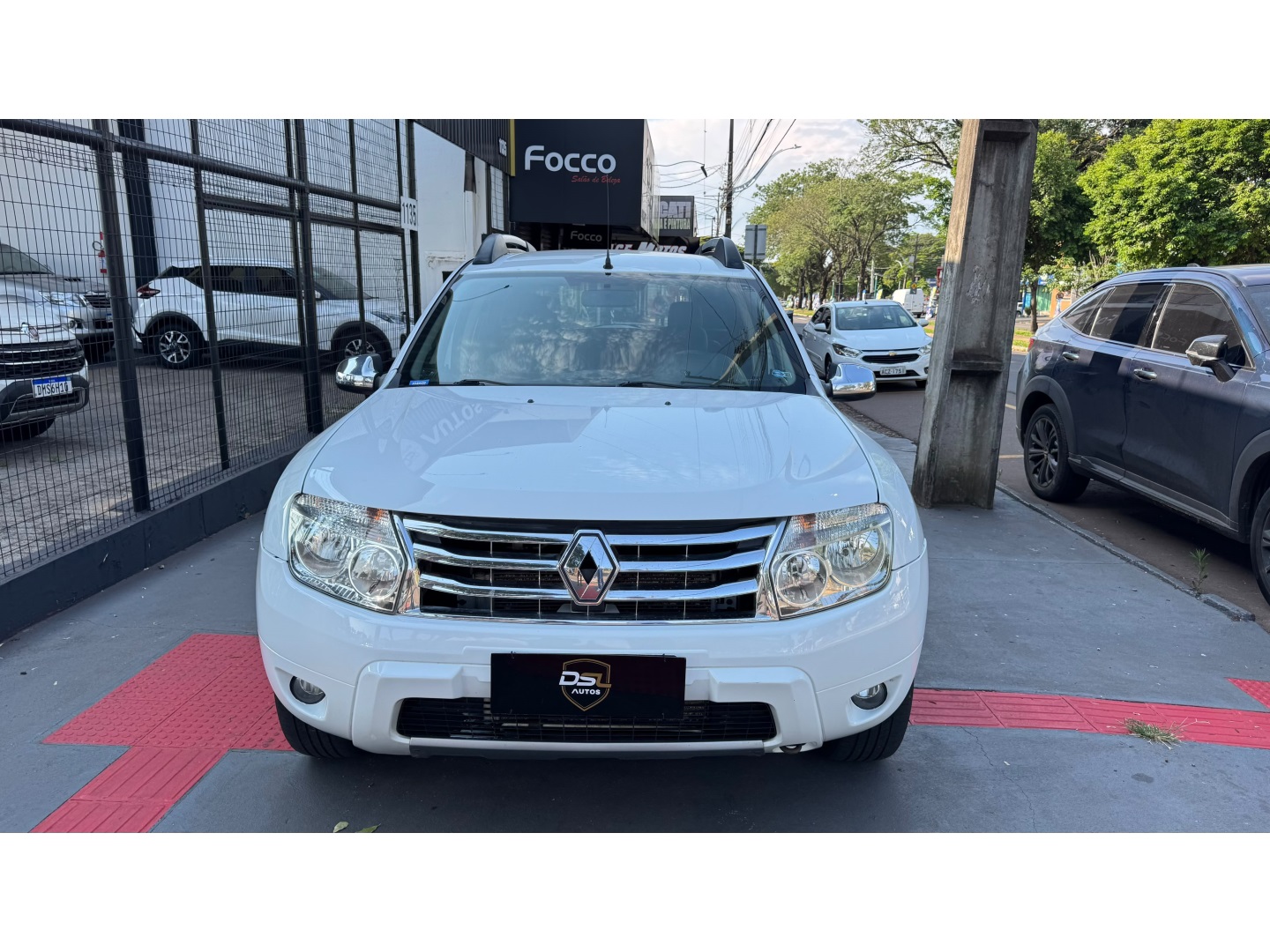 RENAULT DUSTER