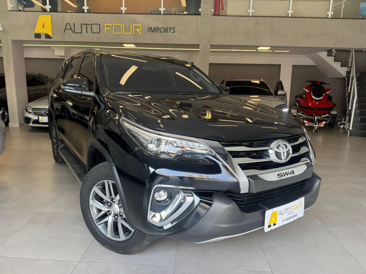 TOYOTA HILUX SW4