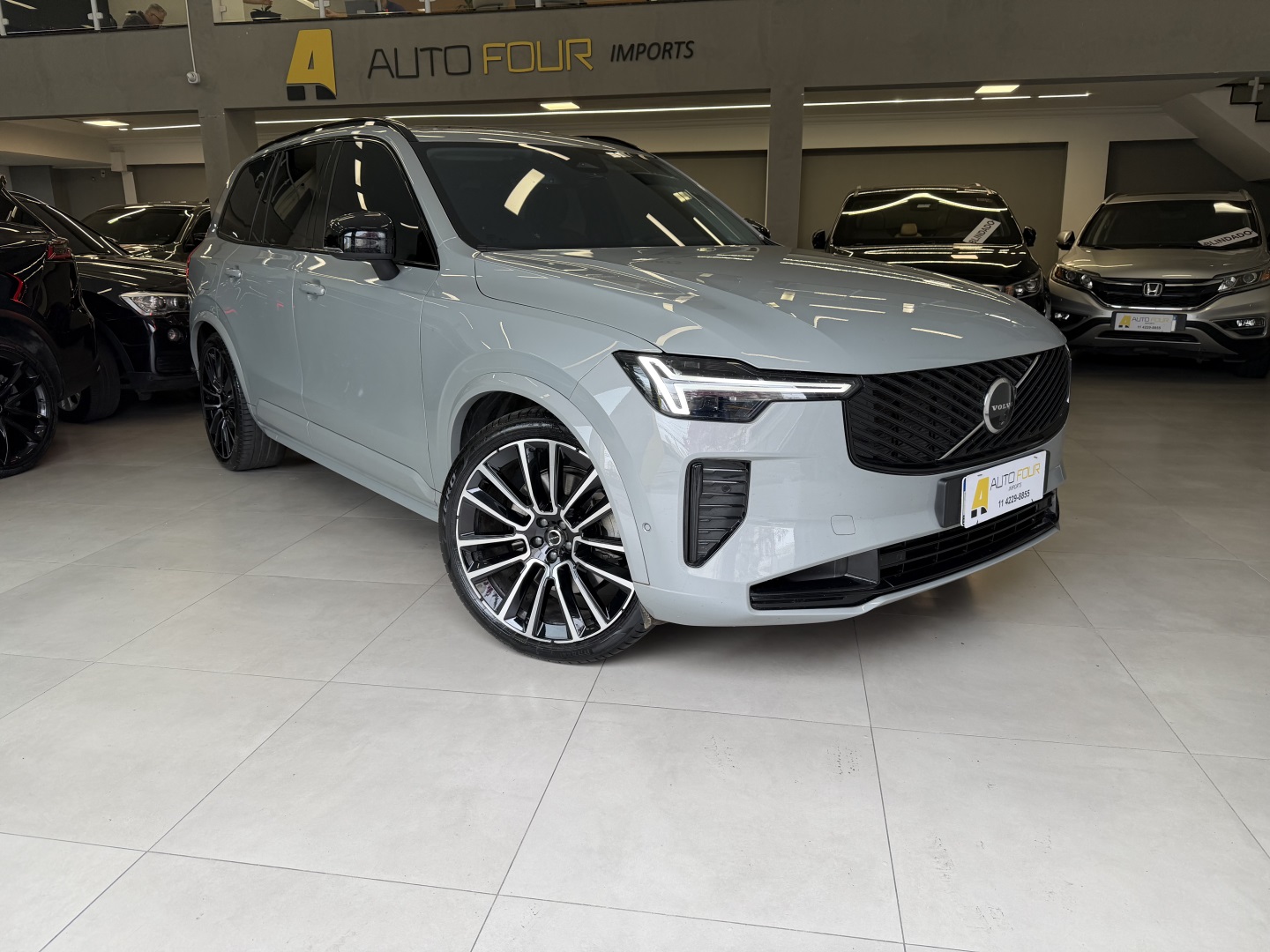 VOLVO XC90