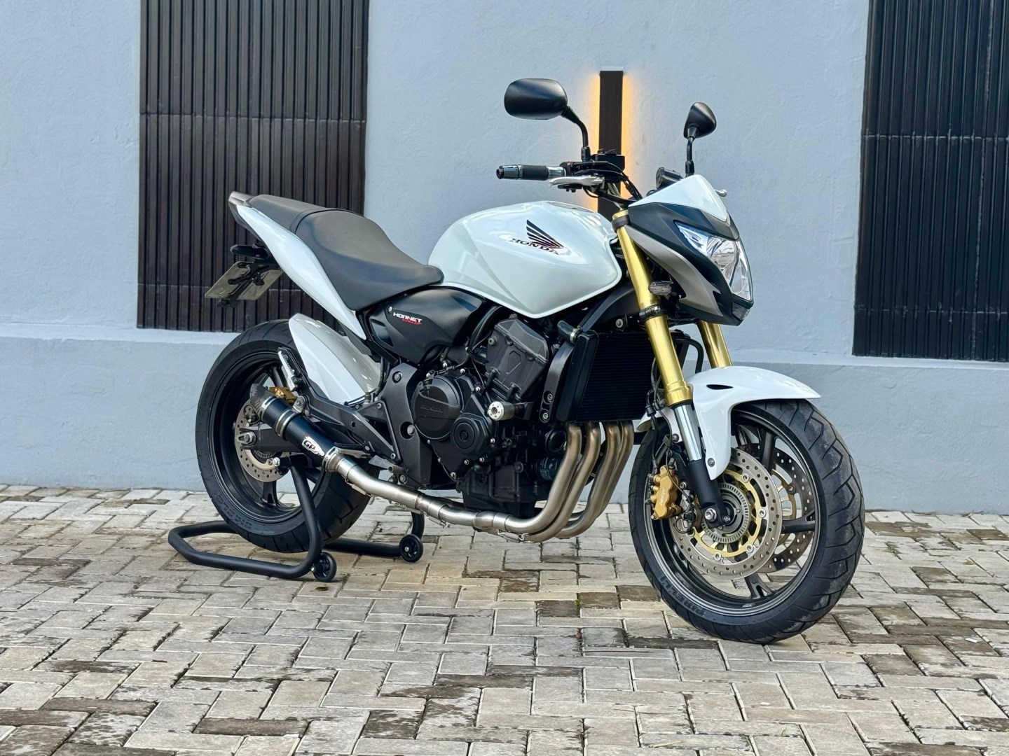 HONDA CB 600F HORNET