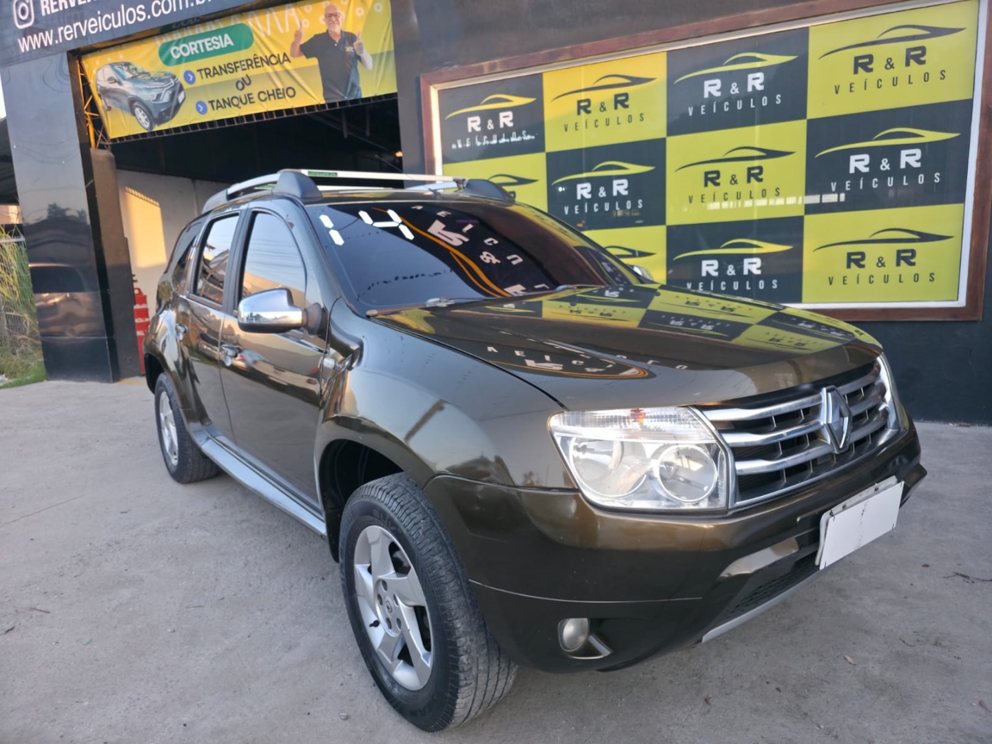 RENAULT DUSTER