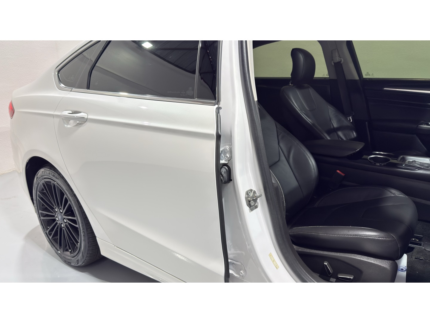 Ford Fusion 2.0 Titanium Awd 16V Gasolina 4P Automático - foto 15
