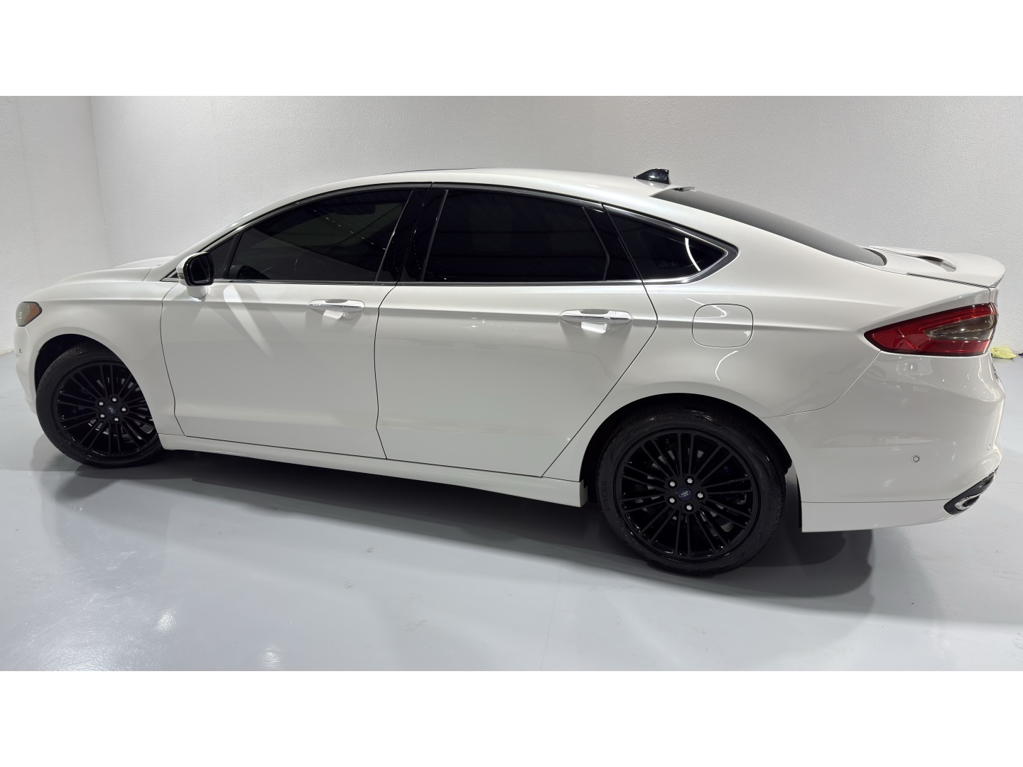 Ford Fusion 2.0 Titanium Awd 16V Gasolina 4P Automático - foto 5