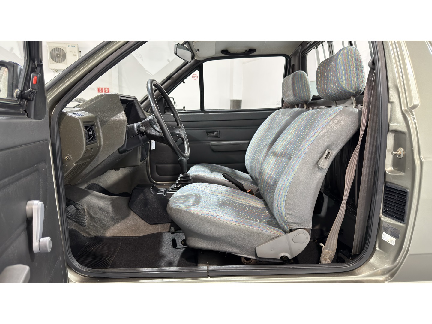Volkswagen Saveiro 1.8 Cl Cs 8V Gasolina 2P Manual - foto 11