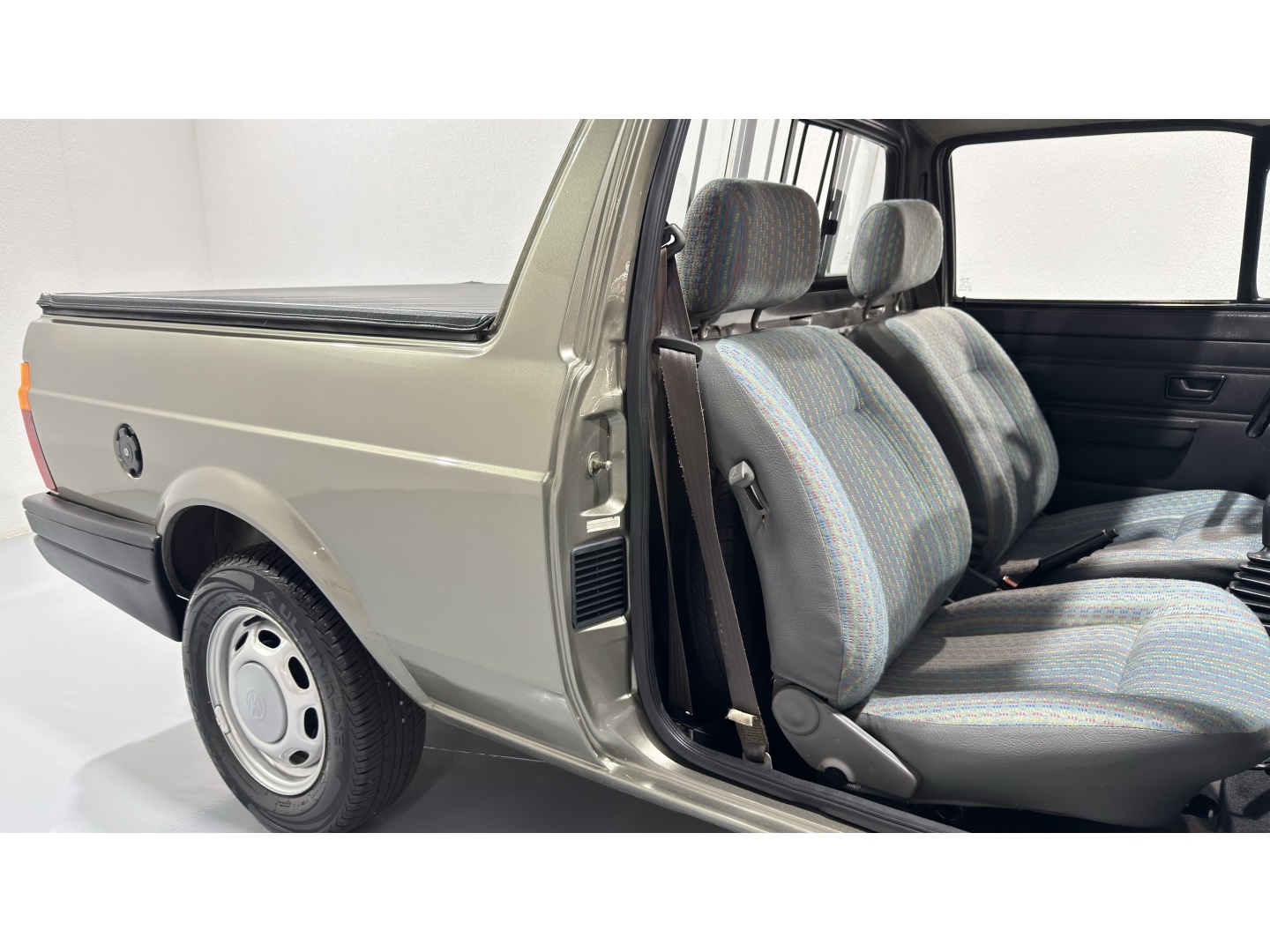 Volkswagen Saveiro 1.8 Cl Cs 8V Gasolina 2P Manual - foto 13