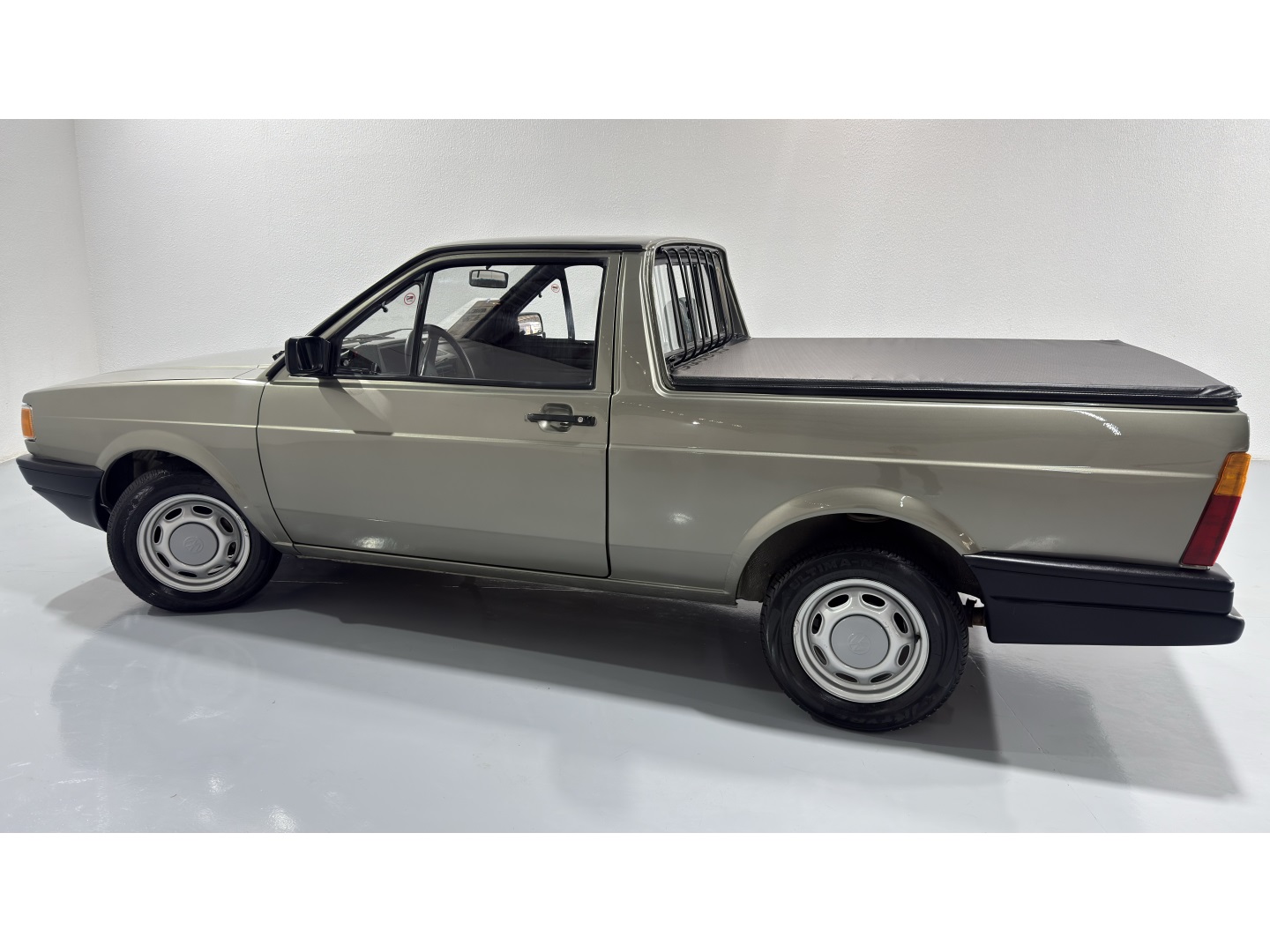 Volkswagen Saveiro 1.8 Cl Cs 8V Gasolina 2P Manual - foto 4