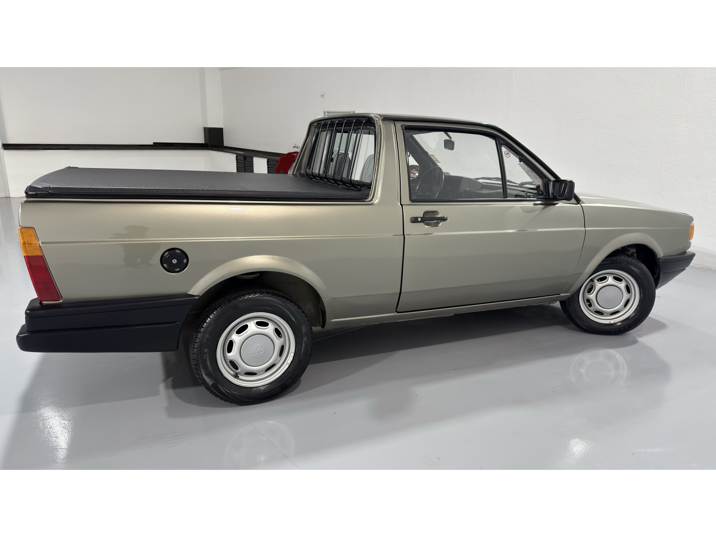 Volkswagen Saveiro 1.8 Cl Cs 8V Gasolina 2P Manual - foto 5