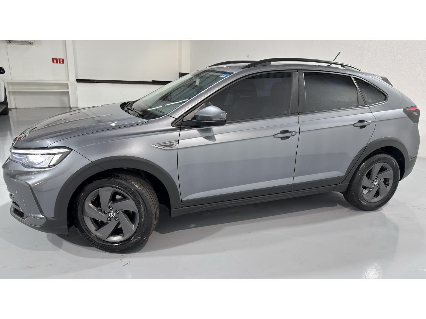 Volkswagen Nivus 1.0 200 TSI Total Flex Comfortline Automático - foto 2