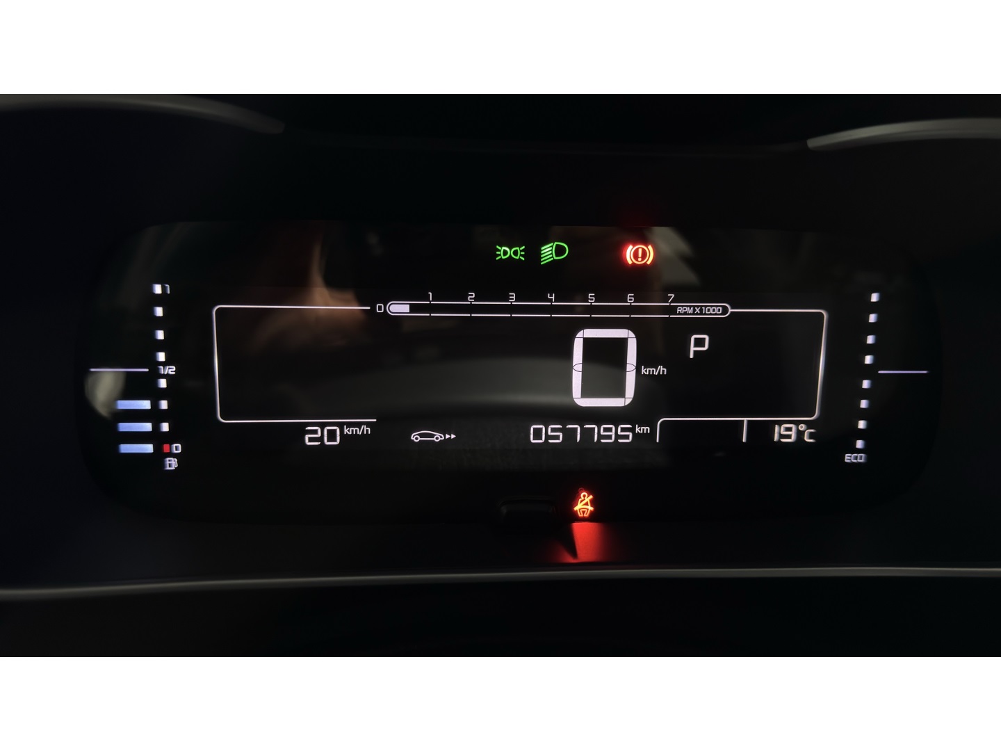 Citroën C4 Lounge Exclusive 1.6 Turbo Flex Aut. - foto 10