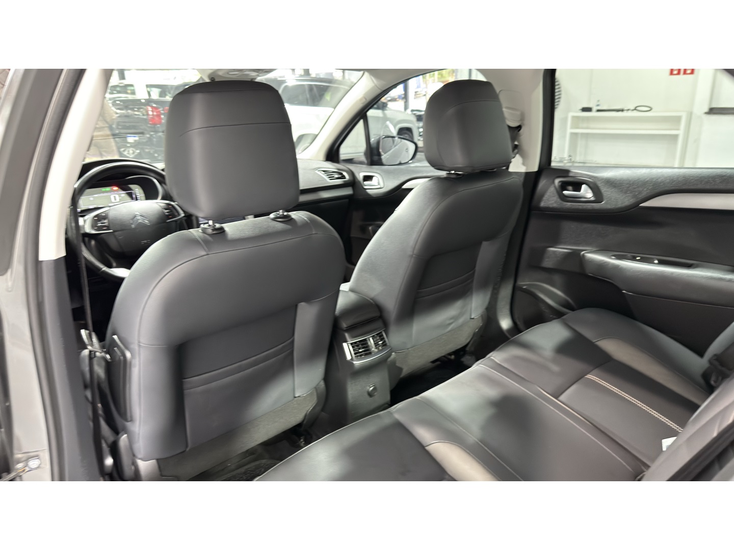 Citroën C4 Lounge Exclusive 1.6 Turbo Flex Aut. - foto 18