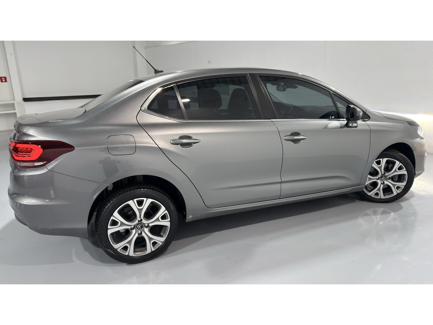Citroën C4 Lounge Exclusive 1.6 Turbo Flex Aut. - foto 5