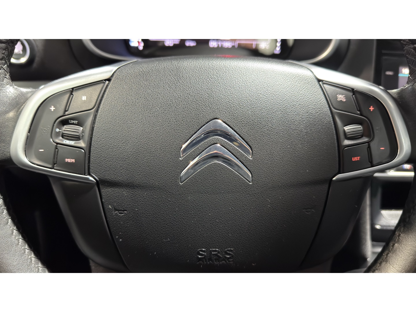 Citroën C4 Lounge Exclusive 1.6 Turbo Flex Aut. - foto 9