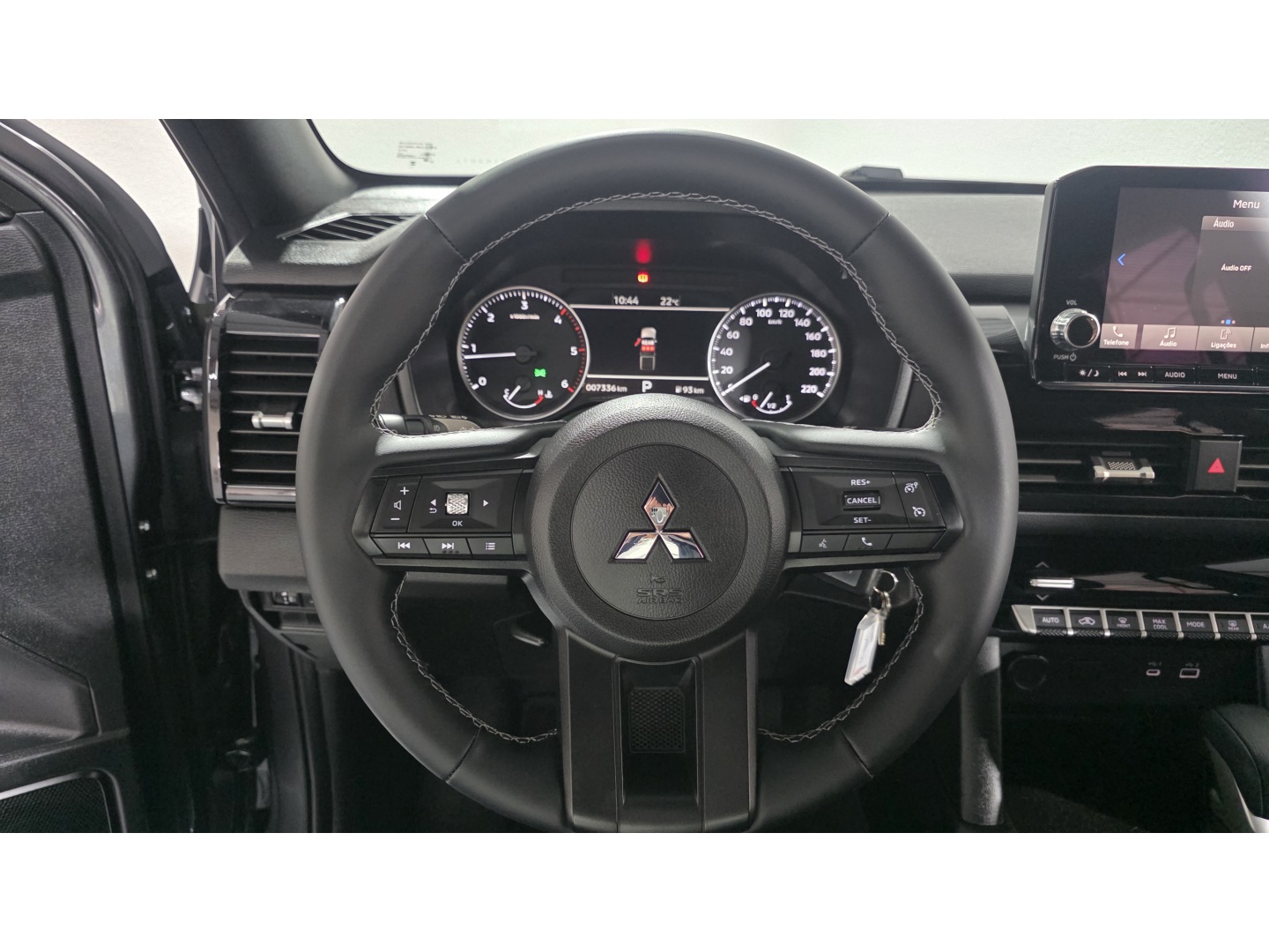 Mitsubishi TRITON 2.4 Biturbo Diesel Cd Tarmac 4X2 Automático - foto 14