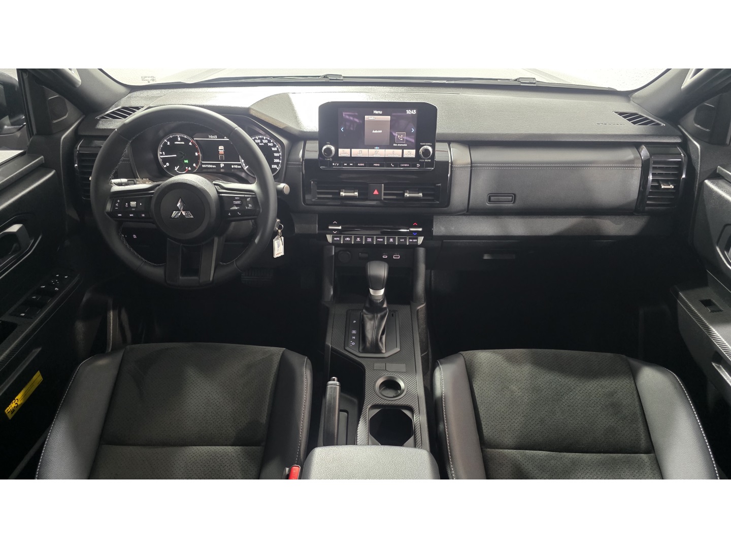 Mitsubishi TRITON 2.4 Biturbo Diesel Cd Tarmac 4X2 Automático - foto 10