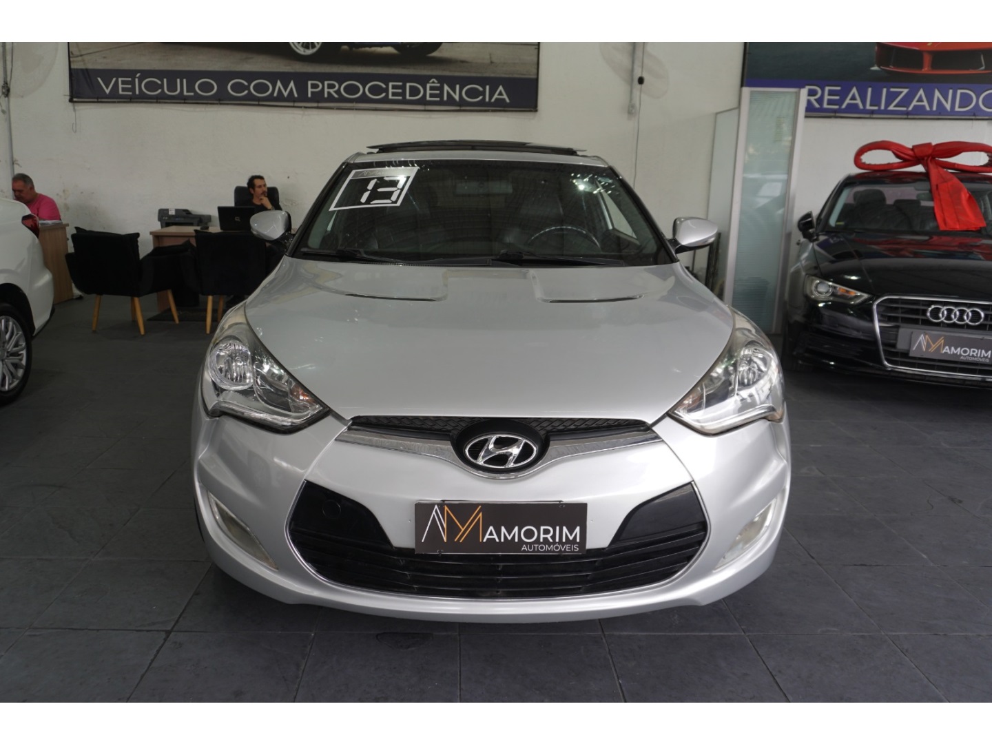 HYUNDAI VELOSTER