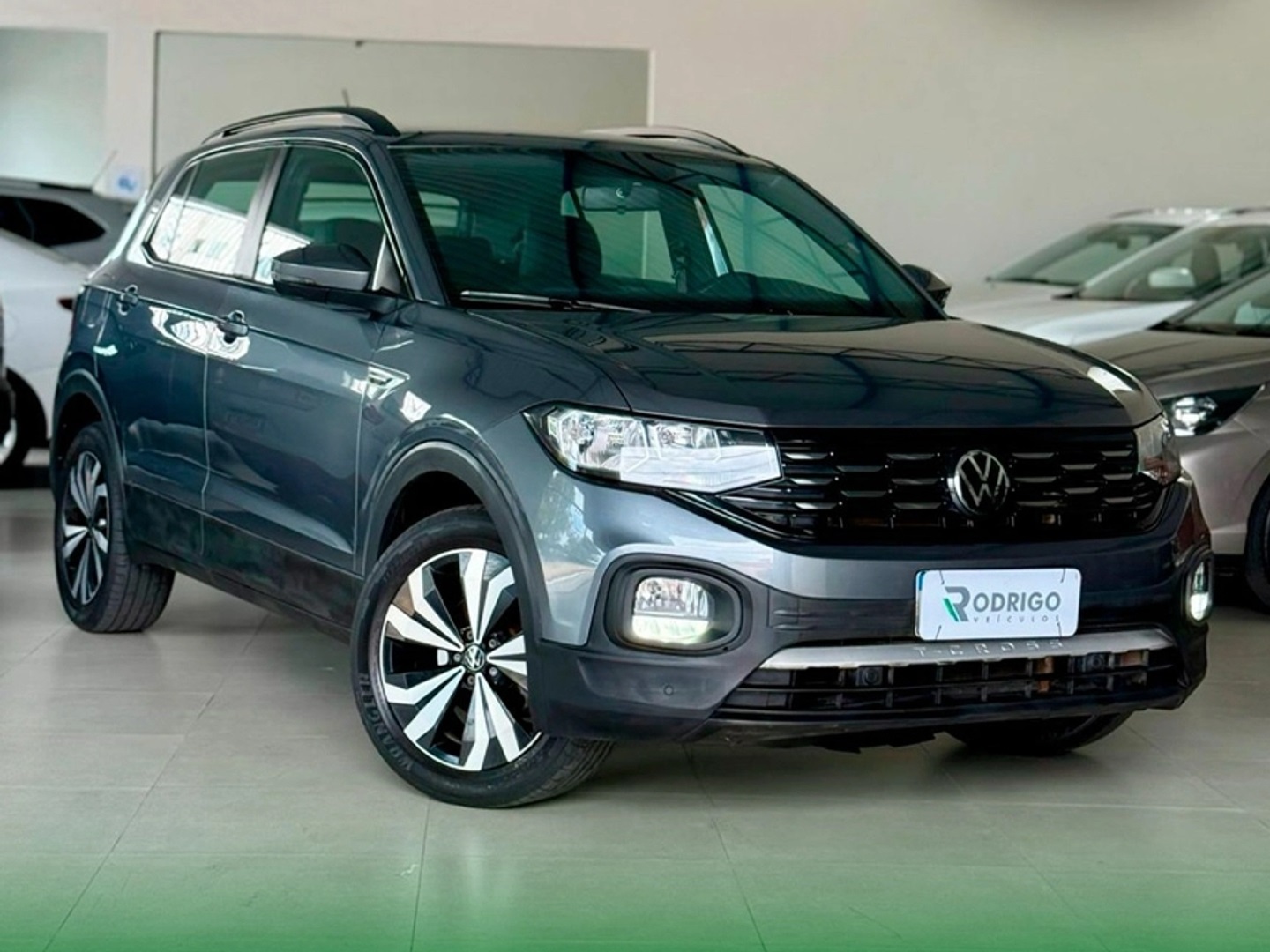 VOLKSWAGEN T-CROSS