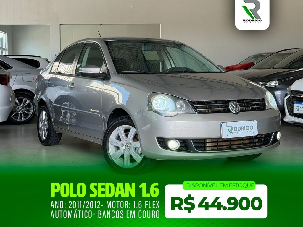 VOLKSWAGEN POLO SEDAN