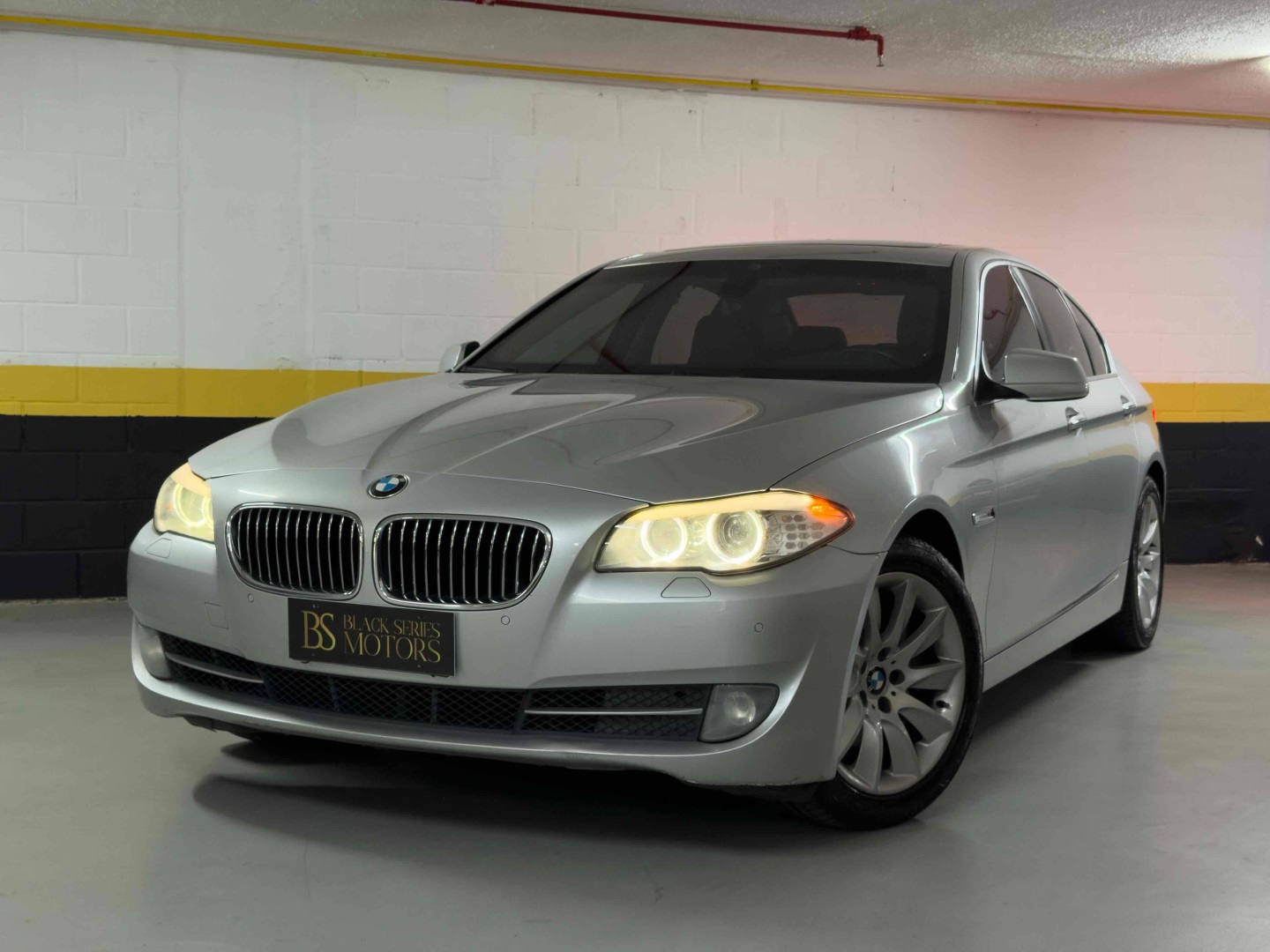 BMW 535i
