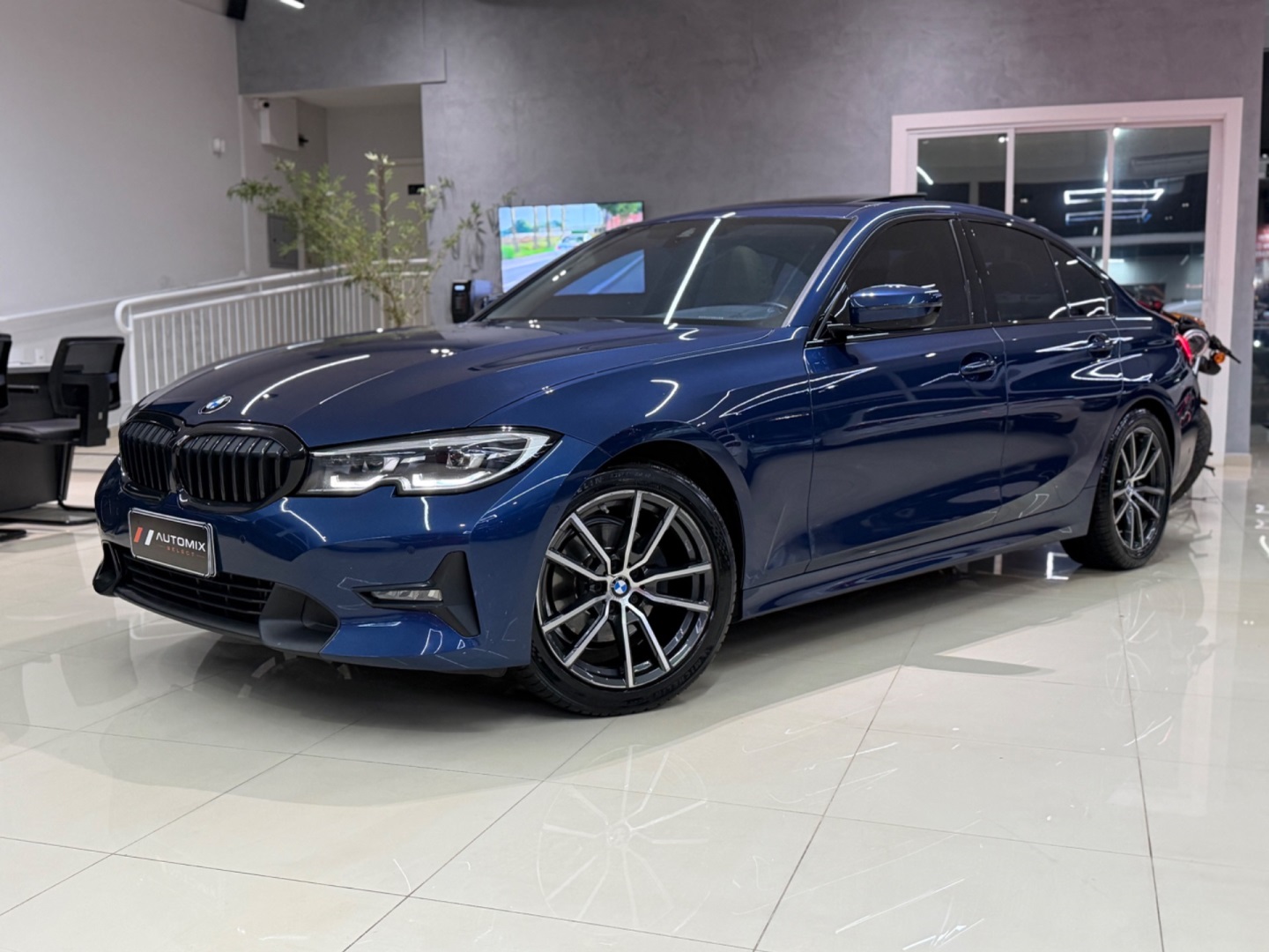 BMW 320i