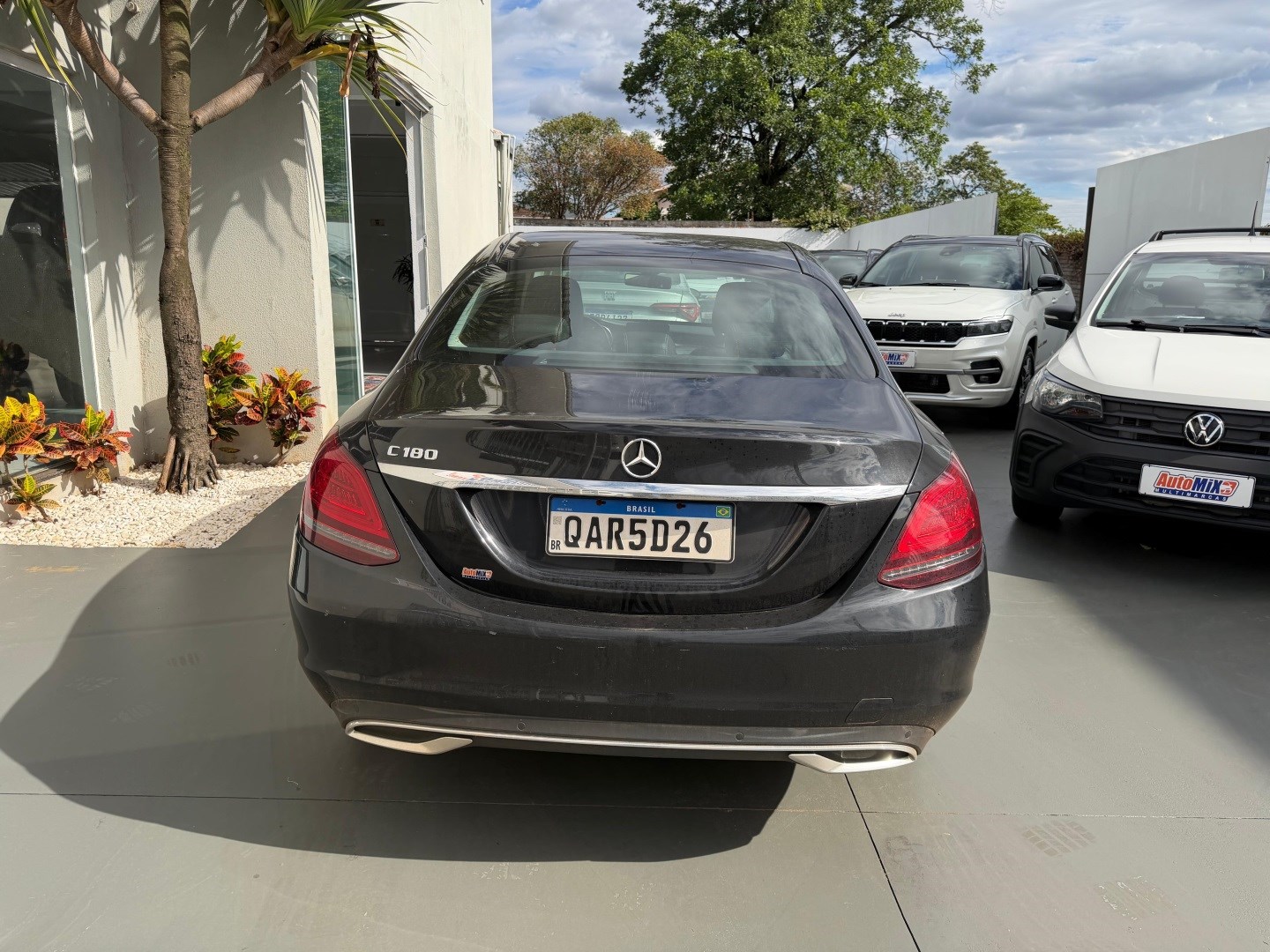 MERCEDES-BENZ C 180