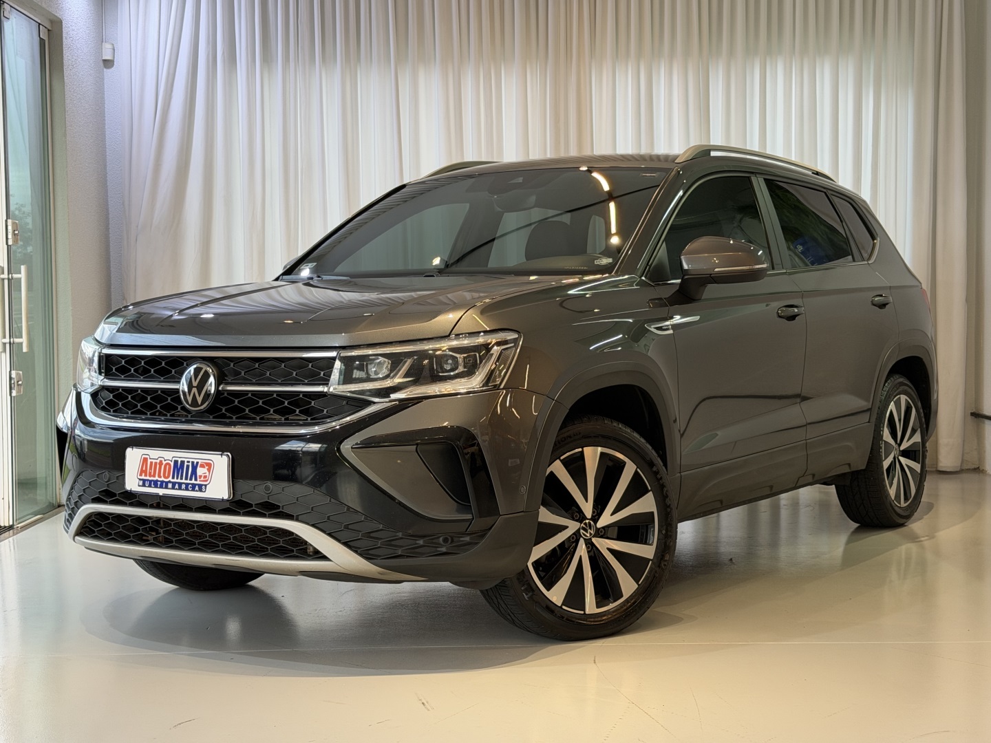 VOLKSWAGEN TAOS