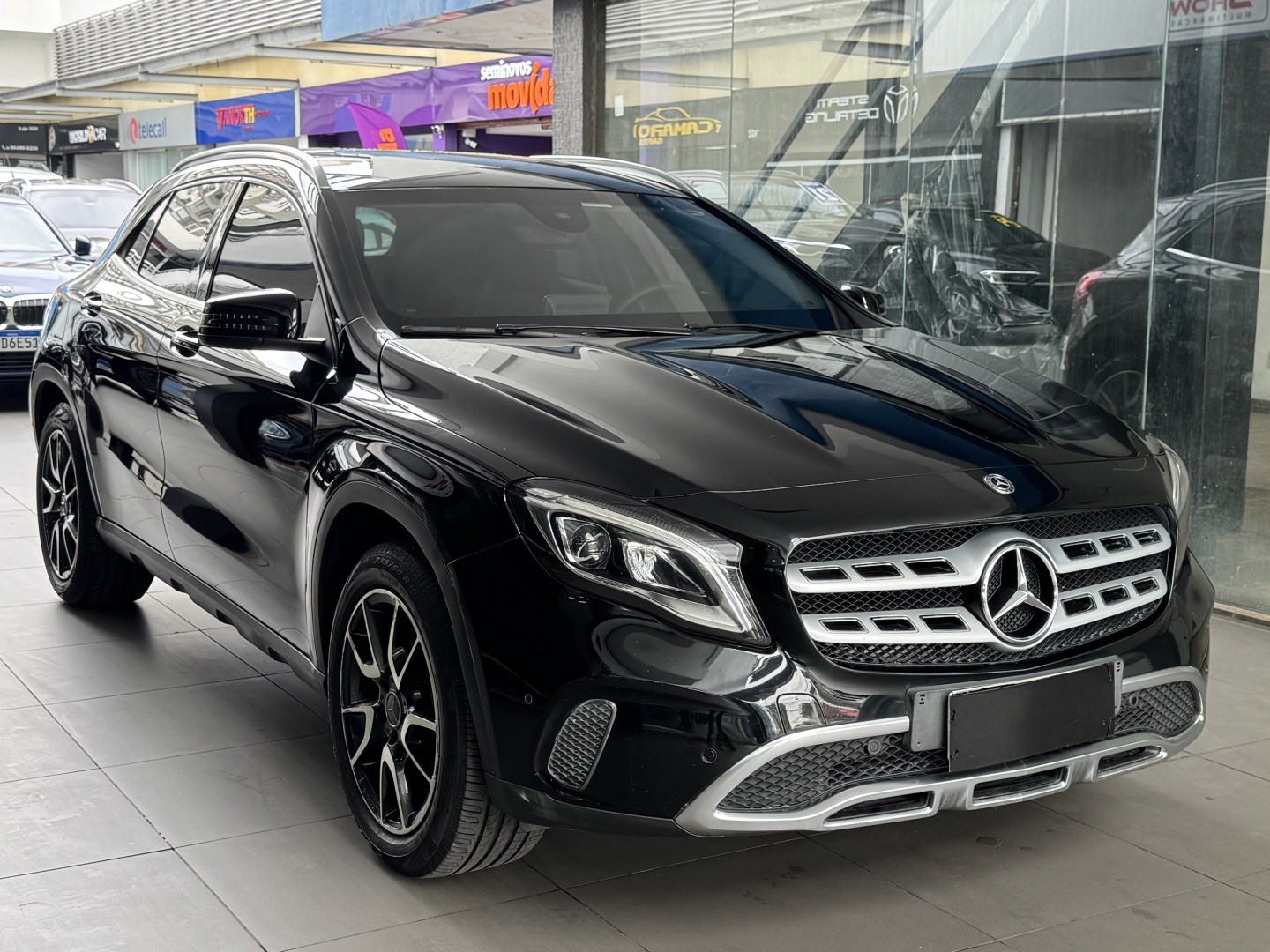 MERCEDES-BENZ GLA 200 1.6 CGI FLEX ADVANCE 7G-DCT
