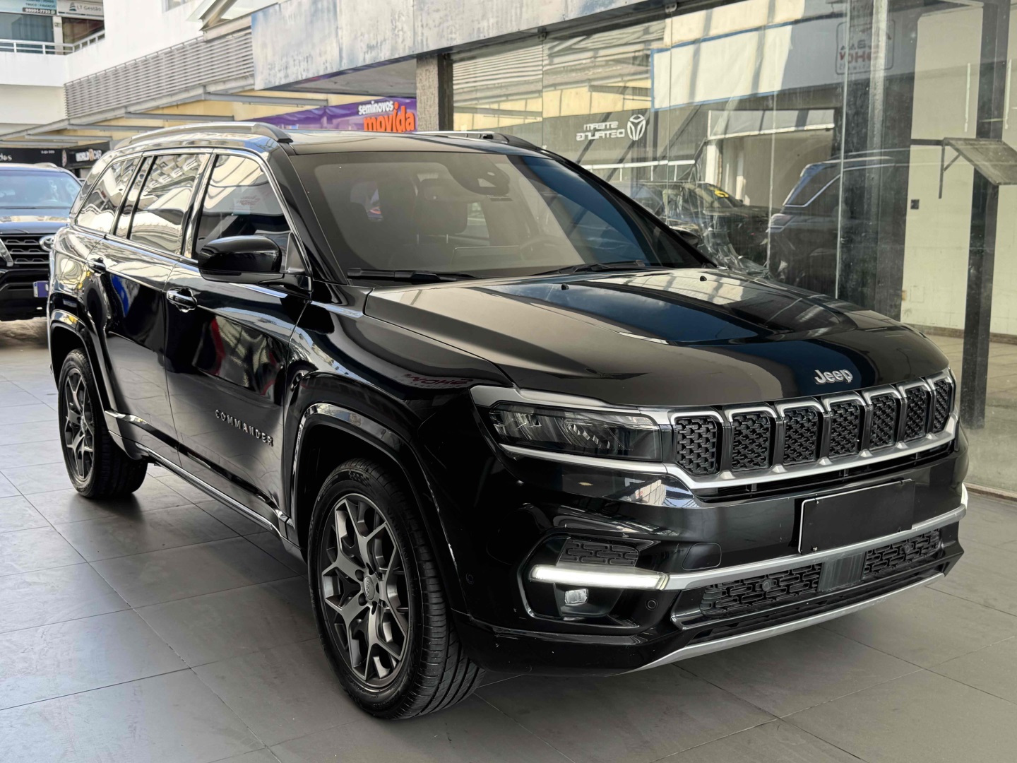 JEEP COMMANDER 2.0 TD380 TURBO DIESEL OVERLAND AT9