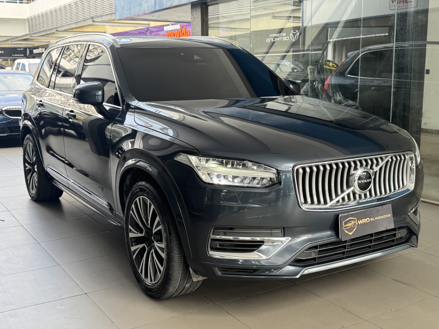 VOLVO XC90 2.0 T8 HYBRID MOMENTUM AWD GEARTRONIC