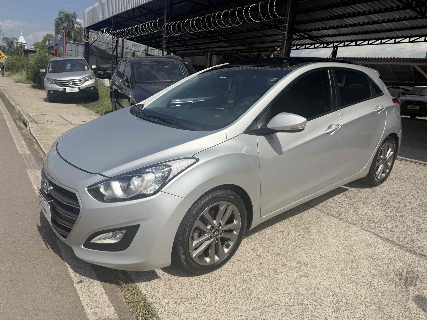 HYUNDAI I30
