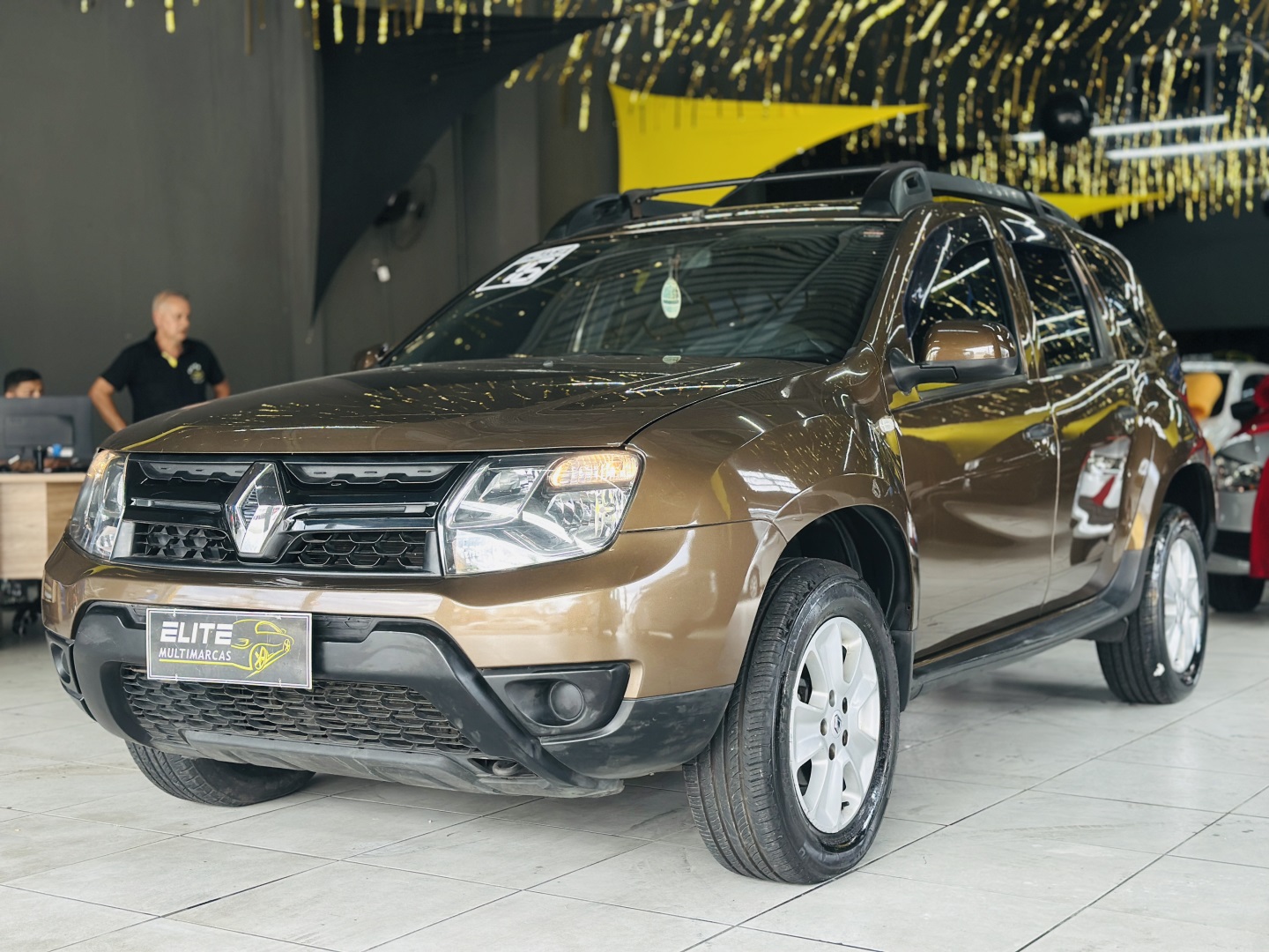 RENAULT DUSTER